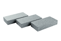Гранитная брусчатка RKS SLATE Сильвер Пёрл (Silver Pearl), пиленая 200х100 мм на дорожке | Купить гранитную брусчатку в Абакане | Мощение, ландшафтный дизайн