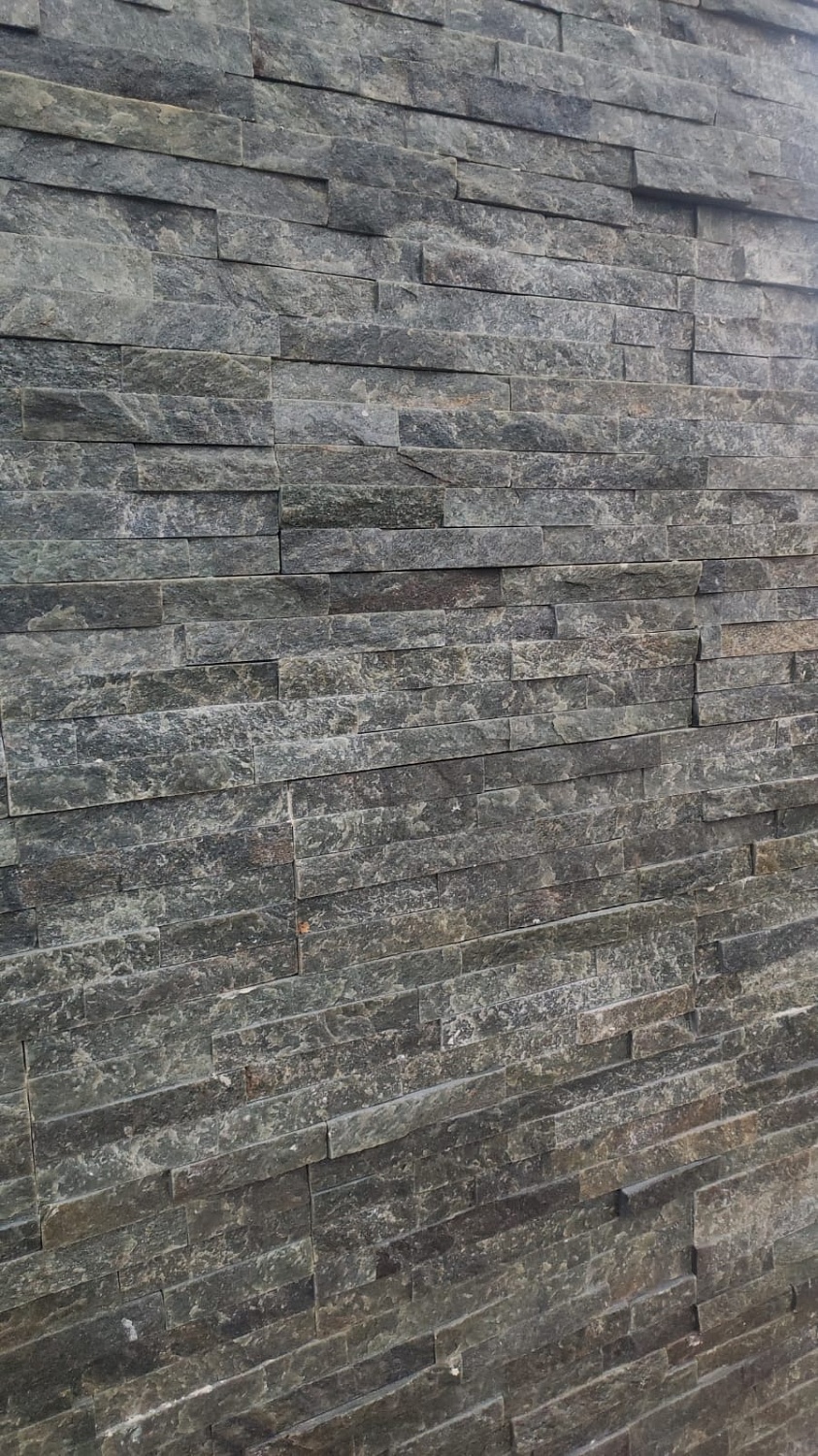 Поставка 3D панелей RKS SLATE Кварцит Green Quartz Classic на объект г. Москва