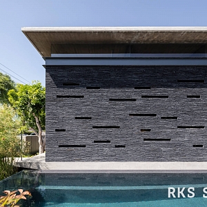Натуральный облицовочный камень RKS SLATE Сланец Black Waterfall Rockface