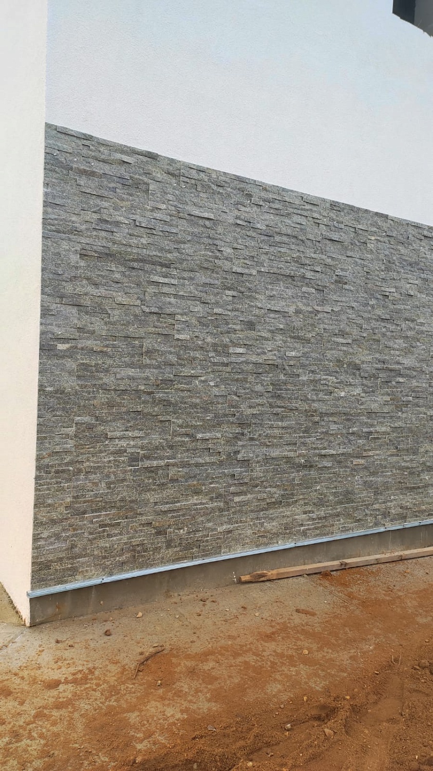 Поставка 3D панелей RKS SLATE Кварцит Green Quartz Classic на объект г. Москва
