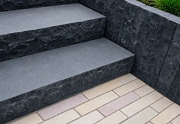 Бордюр (поребрик) из камня, Belgian Black, колотый, 80х1000 мм